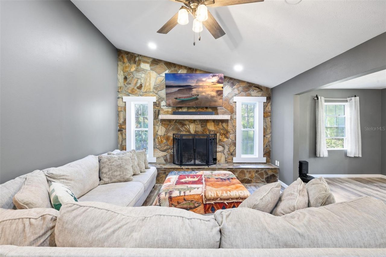 11311 NE 40th Street Road, Silver Springs, FL 34488 Photo