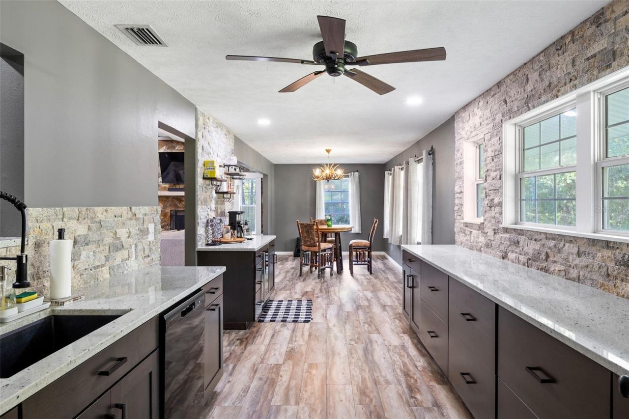 11311 NE 40th Street Road, Silver Springs, FL 34488 Photo