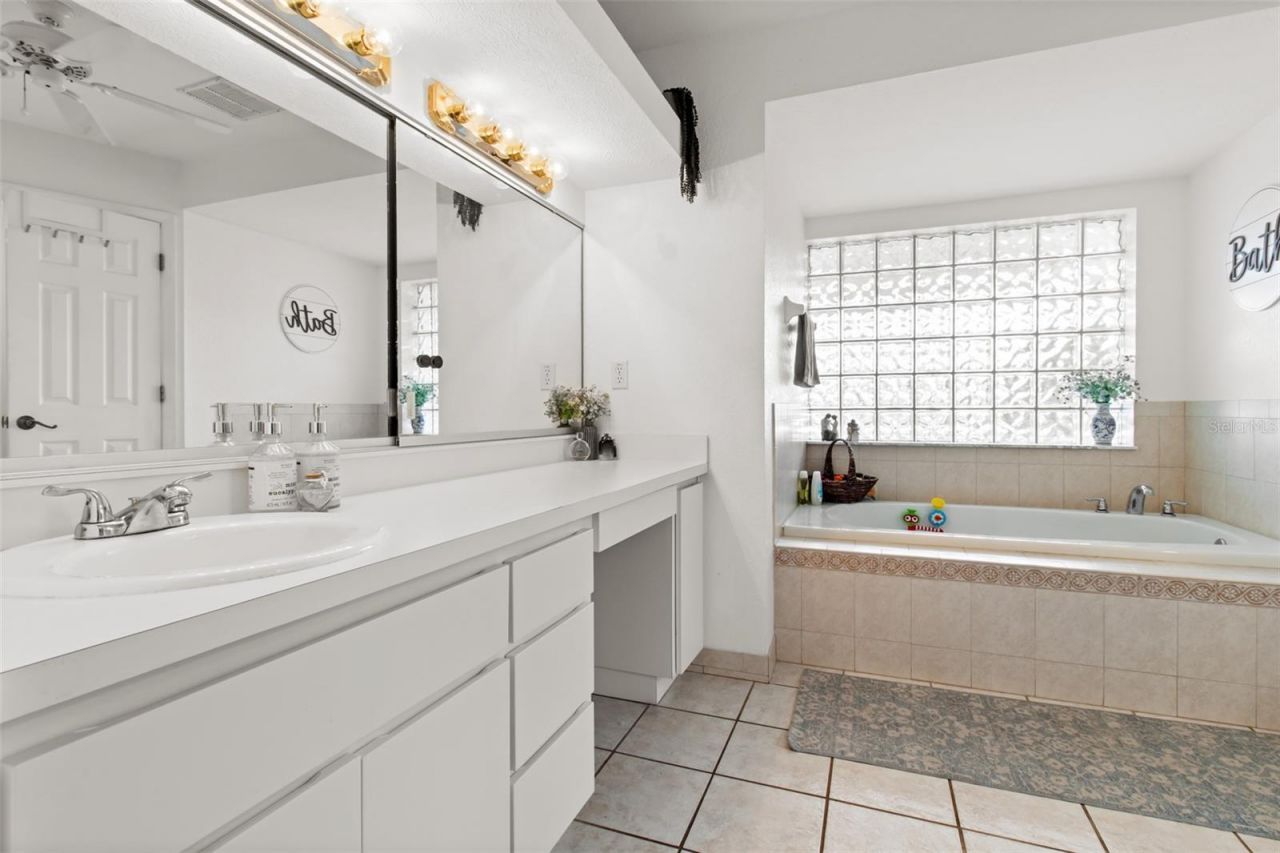 5301 Merrifield Court, Spring Hill, FL 34608 Photo