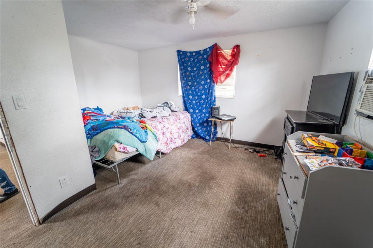 7813 Valrie Lane, Riverview, FL 33569 Photo