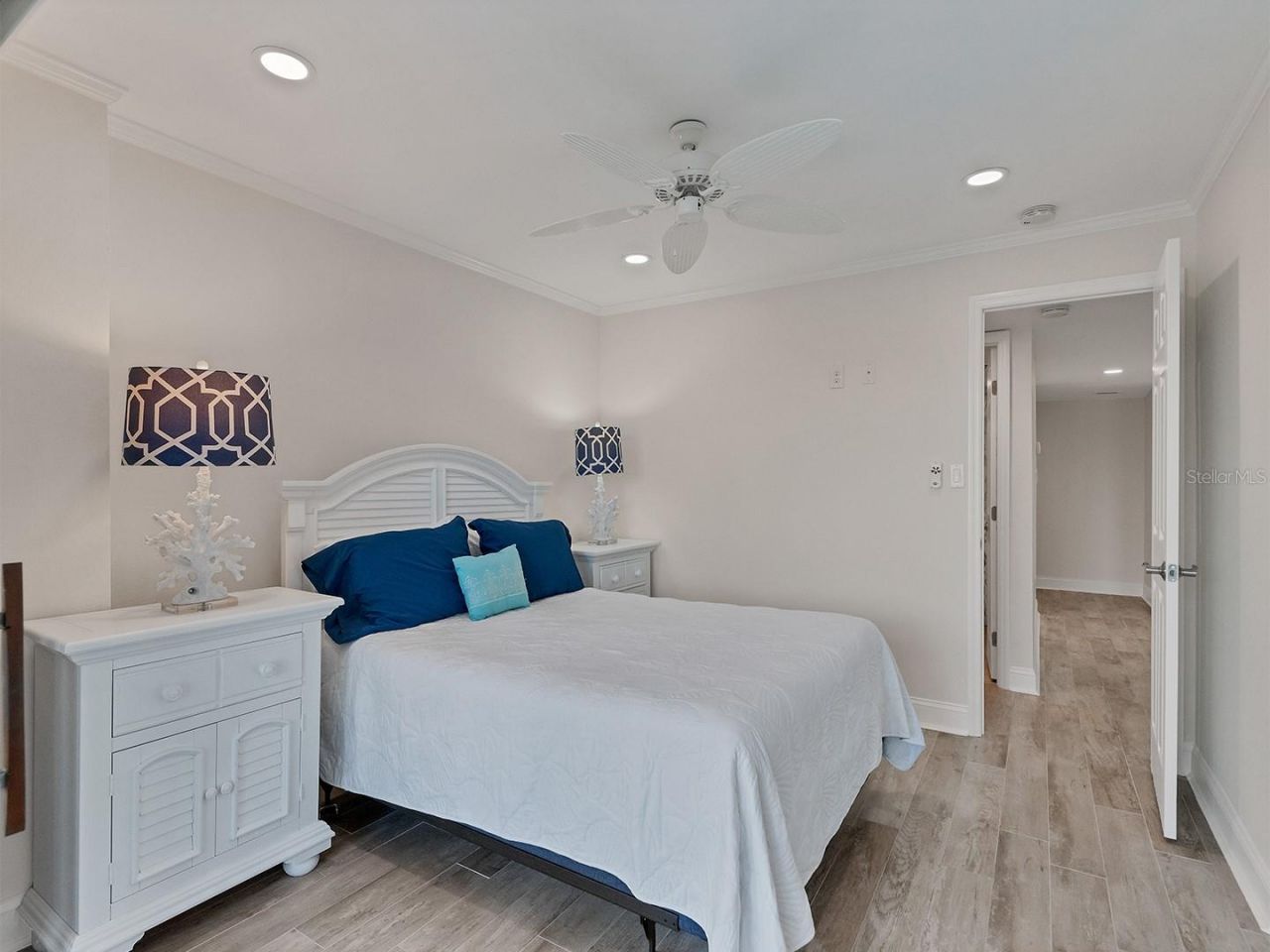 9397 Midnight Pass Road, Unit 501, Sarasota, FL 34242 Photo