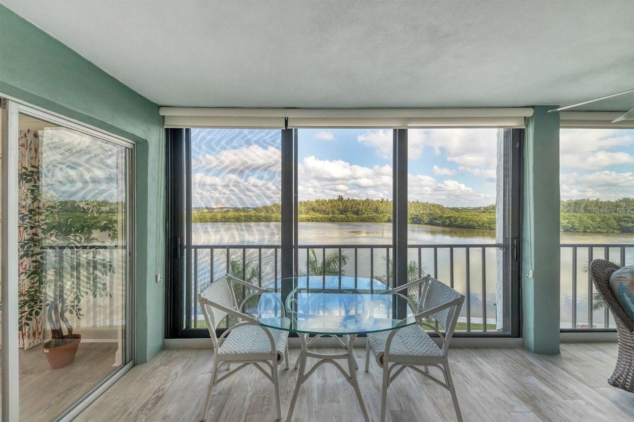 9397 Midnight Pass Road, Unit 501, Sarasota, FL 34242 Photo