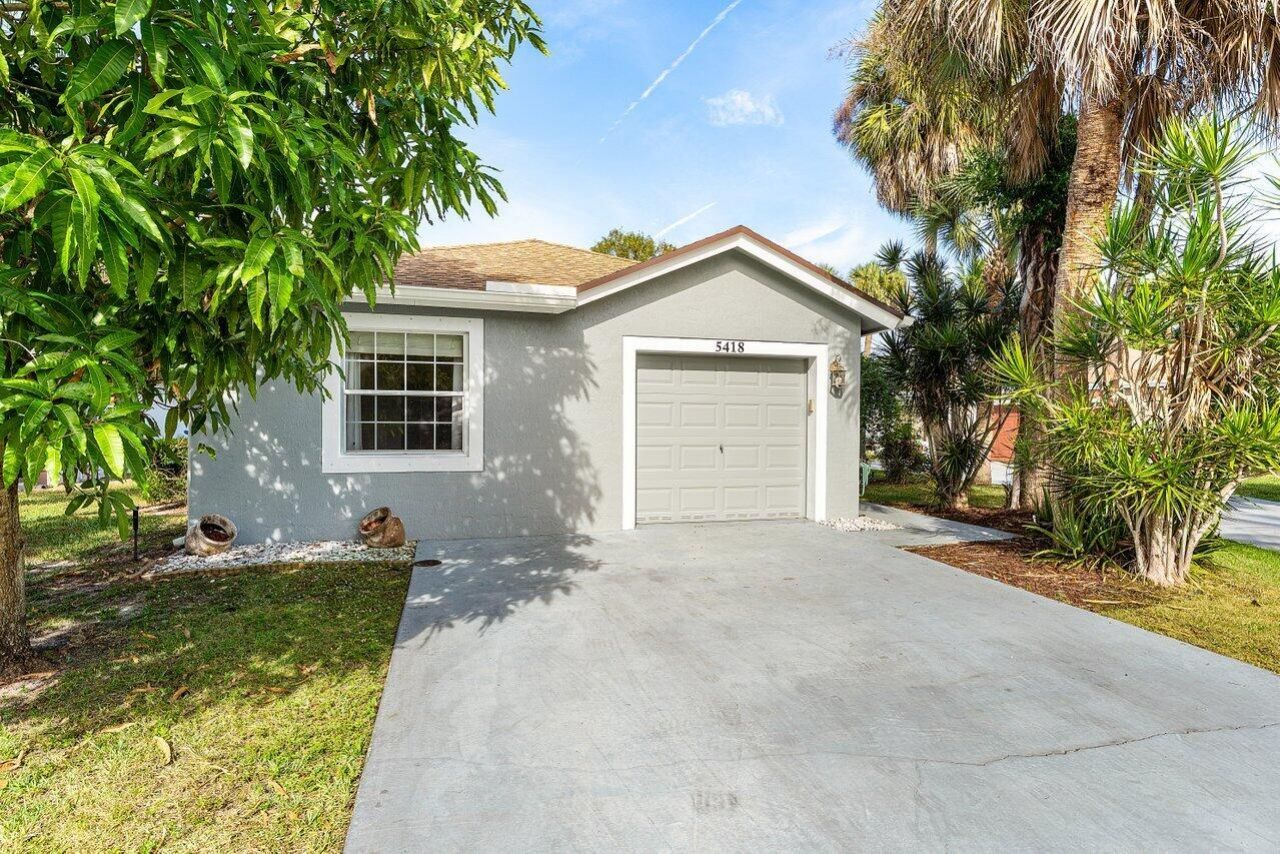 5418 Club Circle, Haverhill, FL 33415 Photo