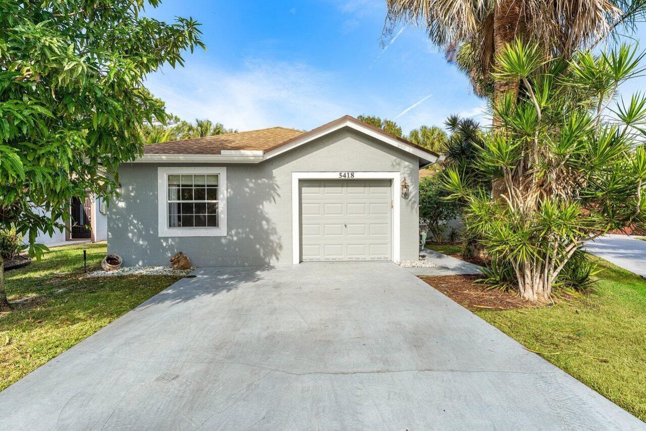 5418 Club Circle, Haverhill, FL 33415 Photo