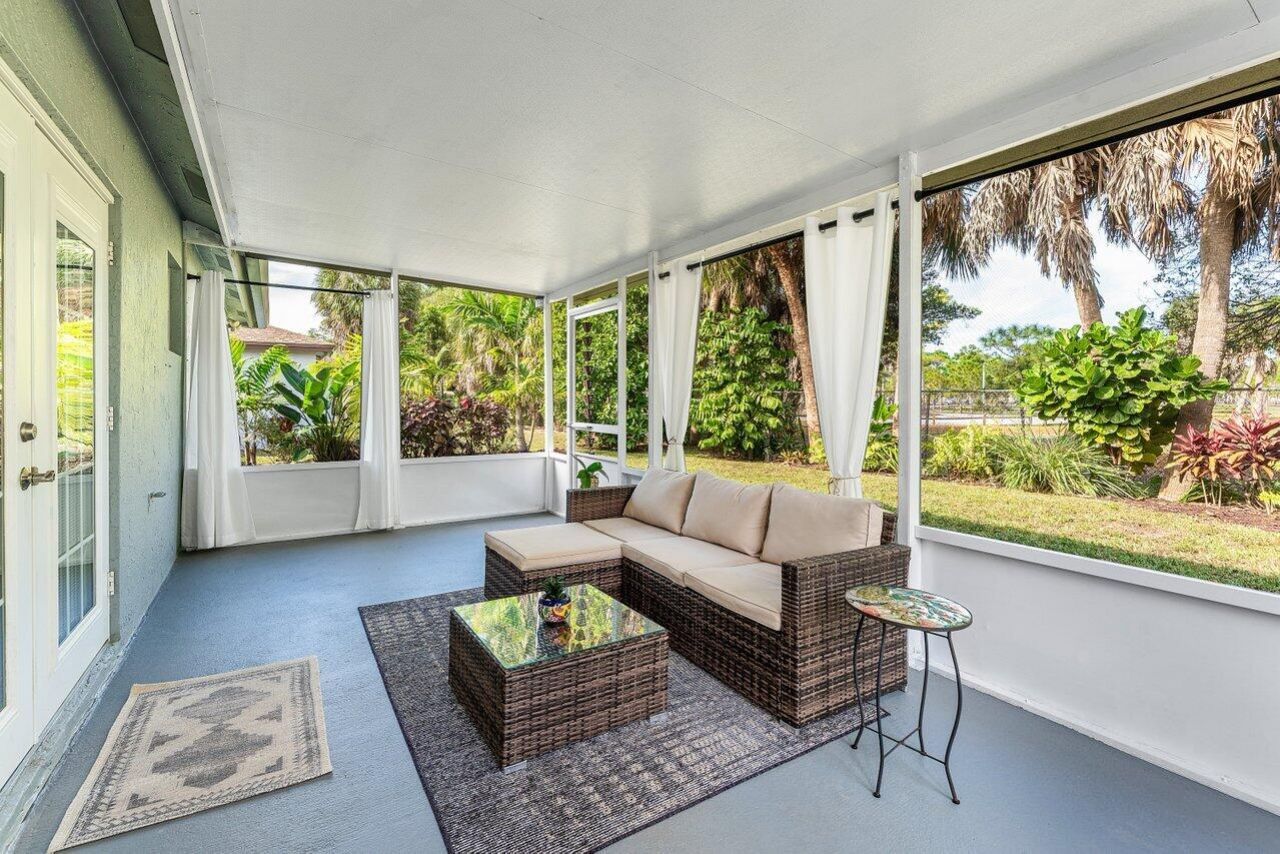 5418 Club Circle, Haverhill, FL 33415 Photo