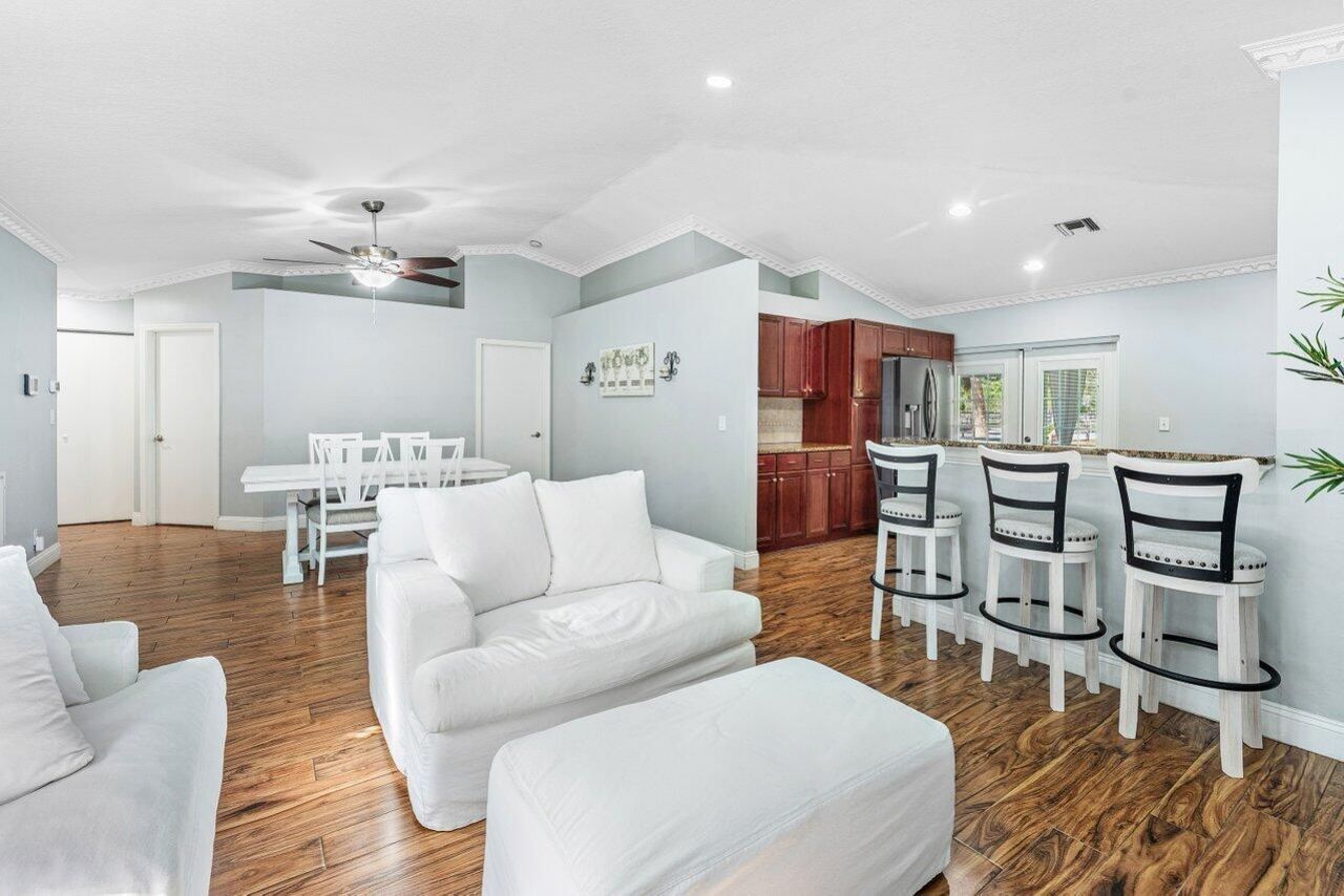 5418 Club Circle, Haverhill, FL 33415 Photo