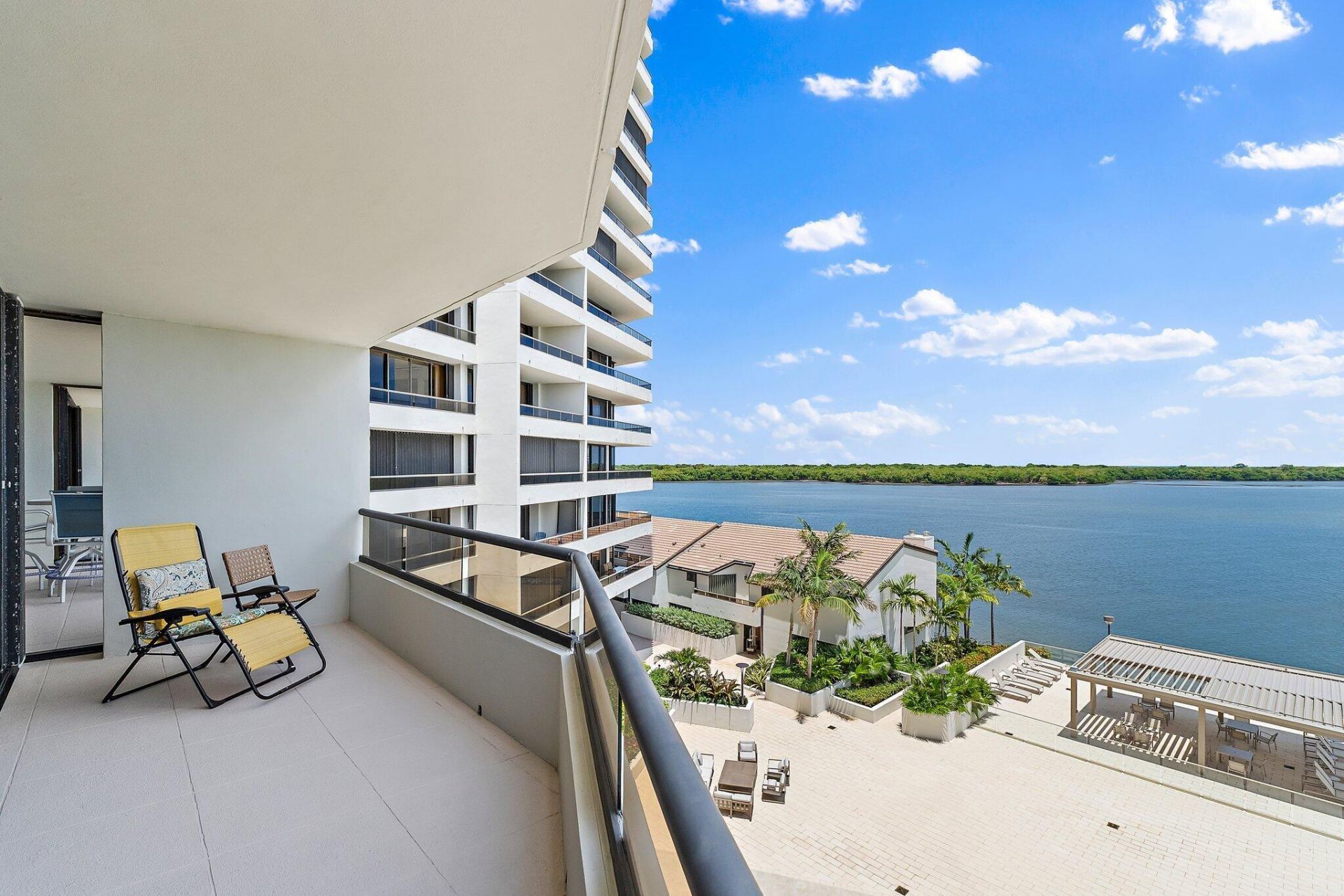 100 Lakeshore Drive, Unit 457, North Palm Beach, FL 33408 Photo
