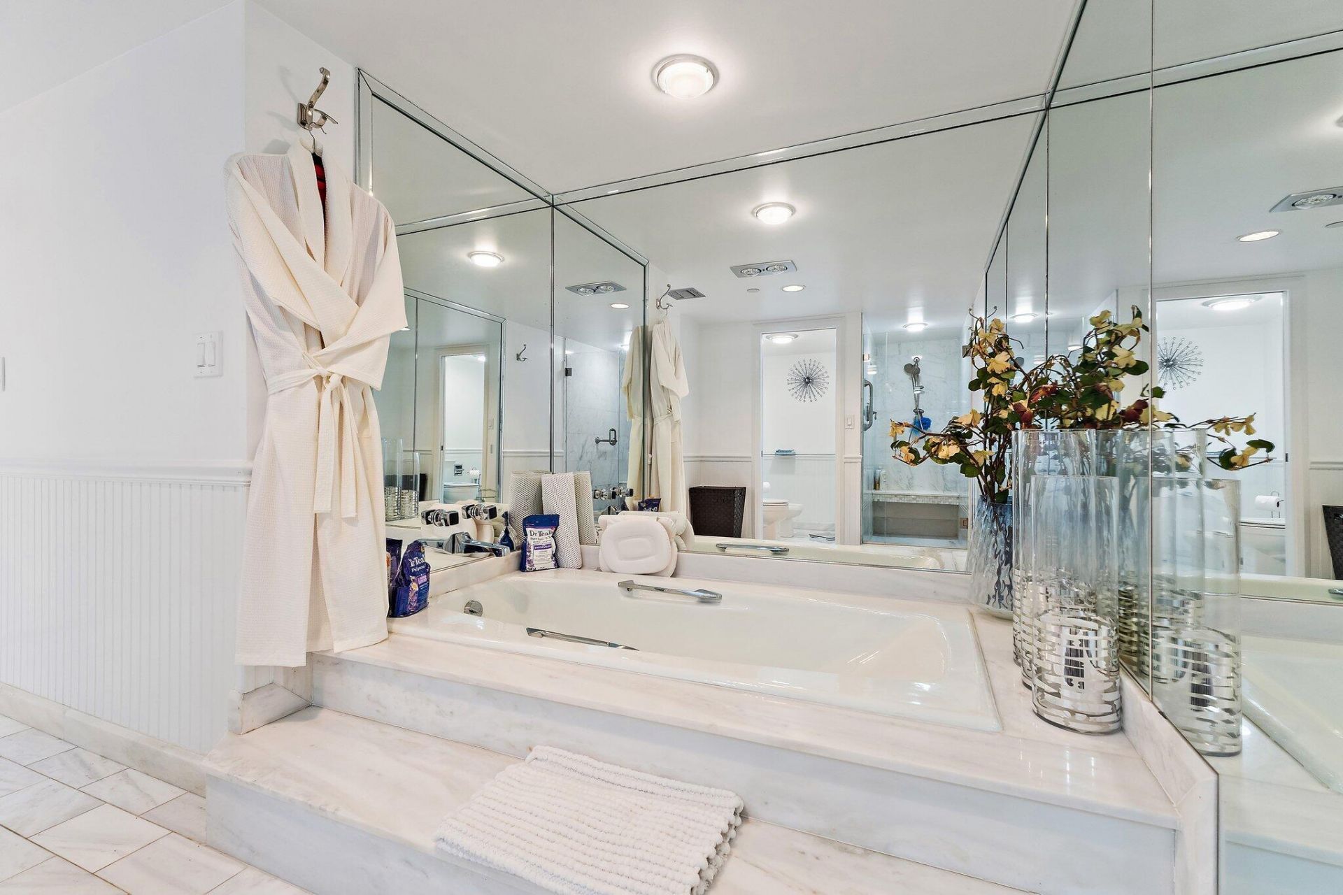 100 Lakeshore Drive, Unit 457, North Palm Beach, FL 33408 Photo