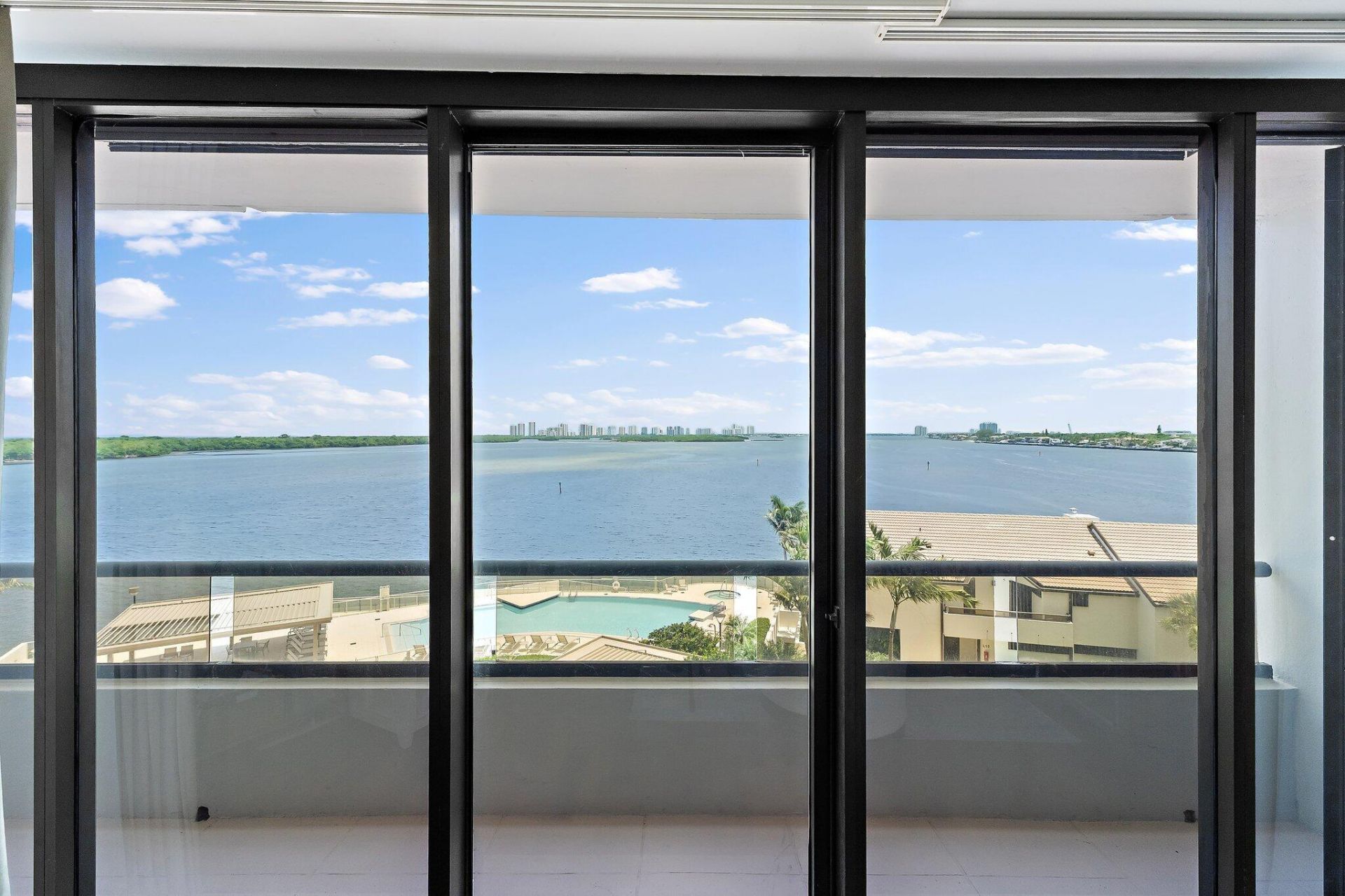 100 Lakeshore Drive, Unit 457, North Palm Beach, FL 33408 Photo