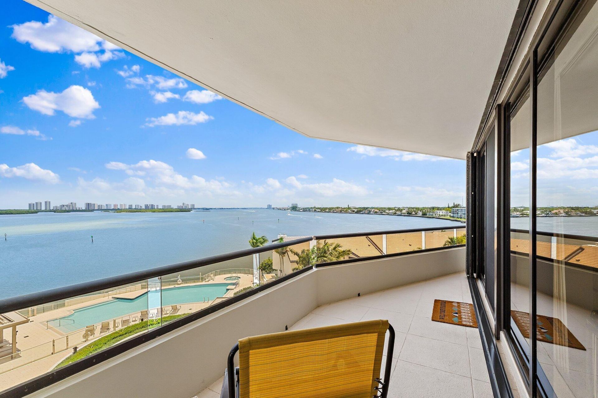 100 Lakeshore Drive, Unit 457, North Palm Beach, FL 33408 Photo