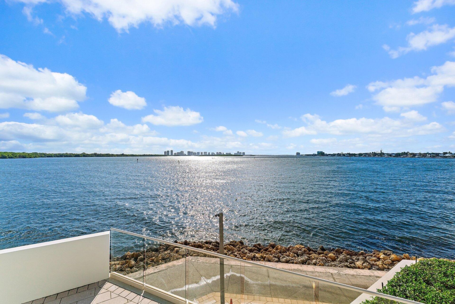 100 Lakeshore Drive, Unit 457, North Palm Beach, FL 33408 Photo