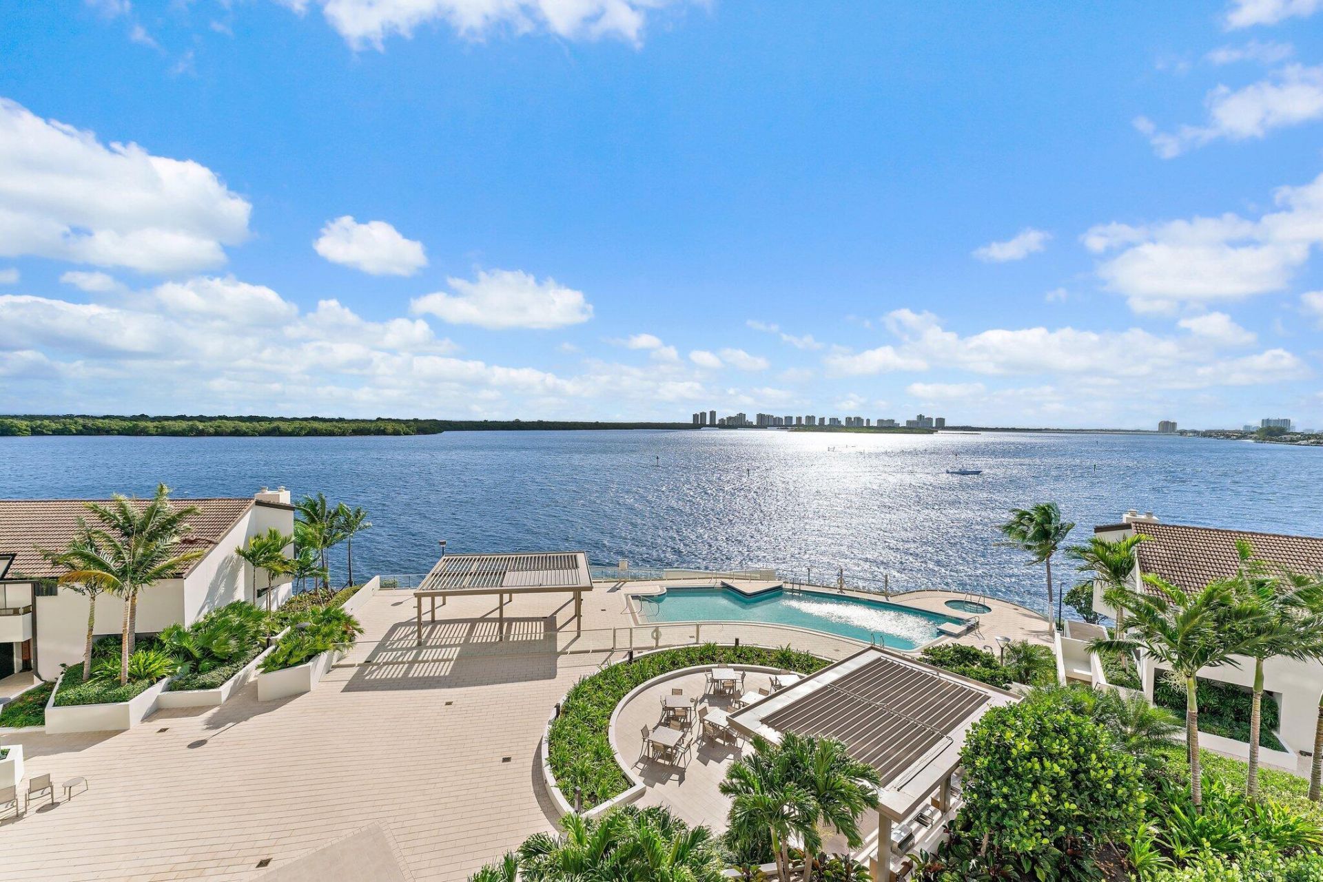 100 Lakeshore Drive, Unit 457, North Palm Beach, FL 33408 Photo