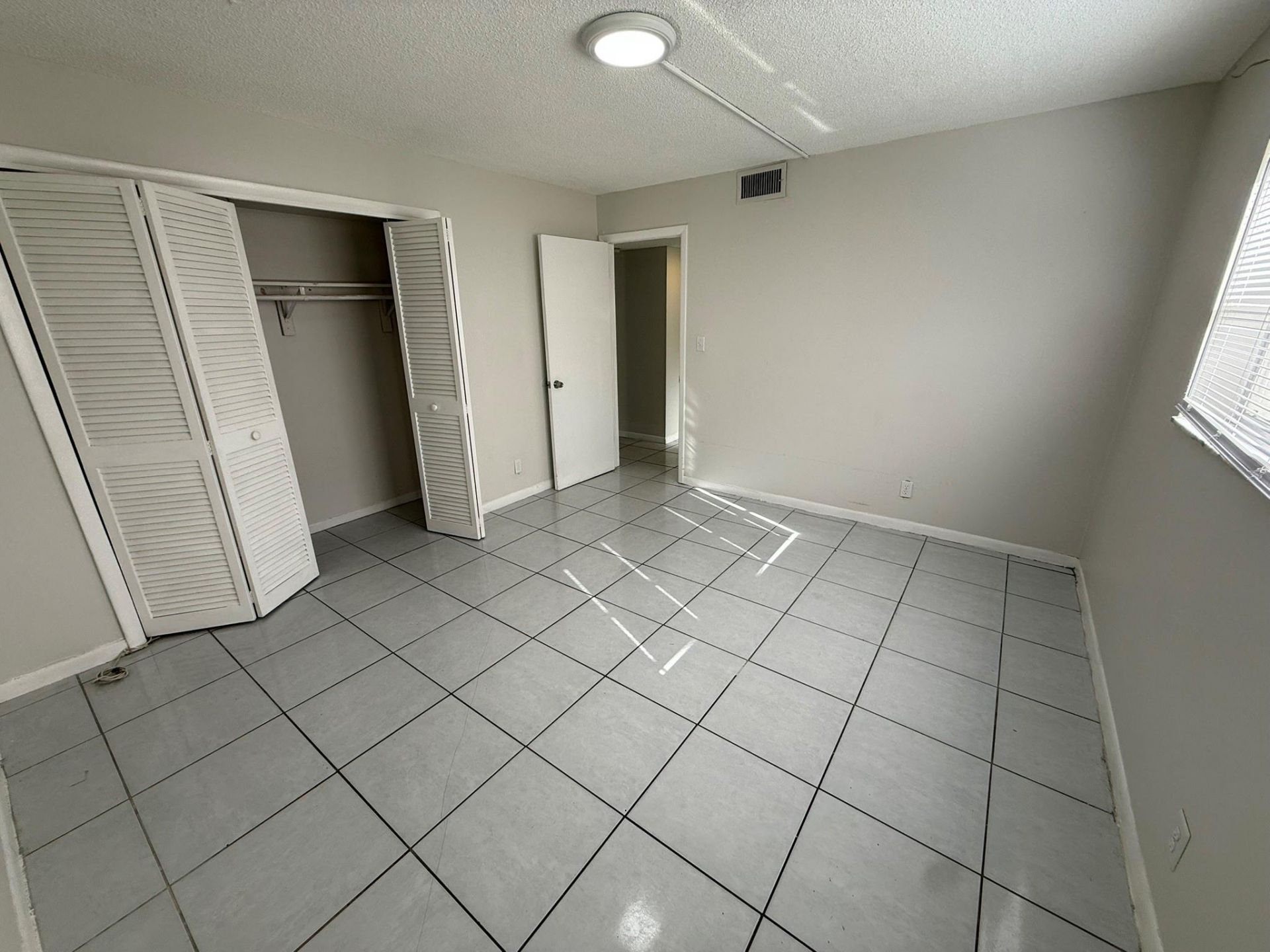 3880 Woodside Drive, Coral Springs, FL 33065 Photo