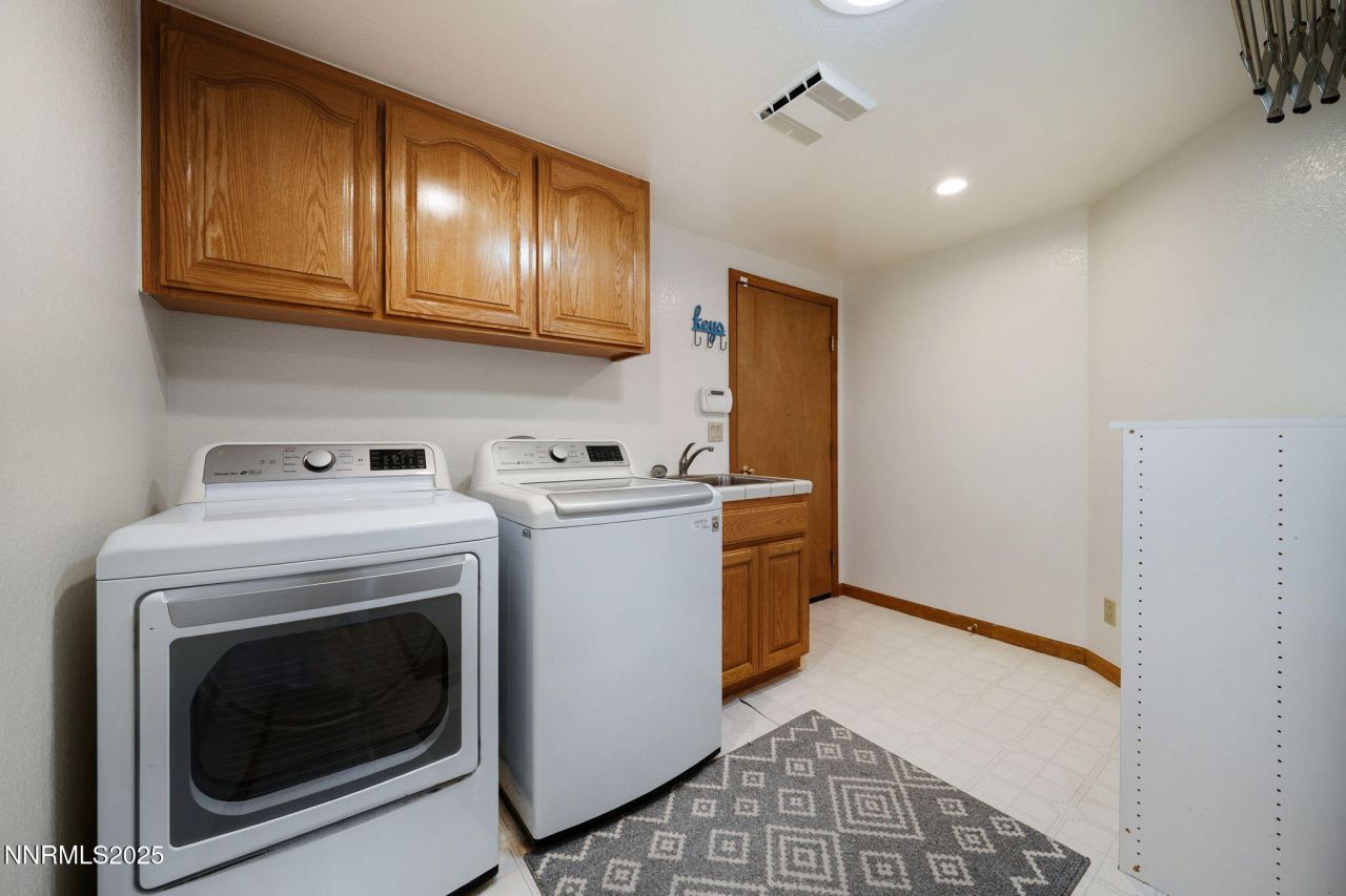 1205 Greensburg Circle, Reno, NV 89509 Photo