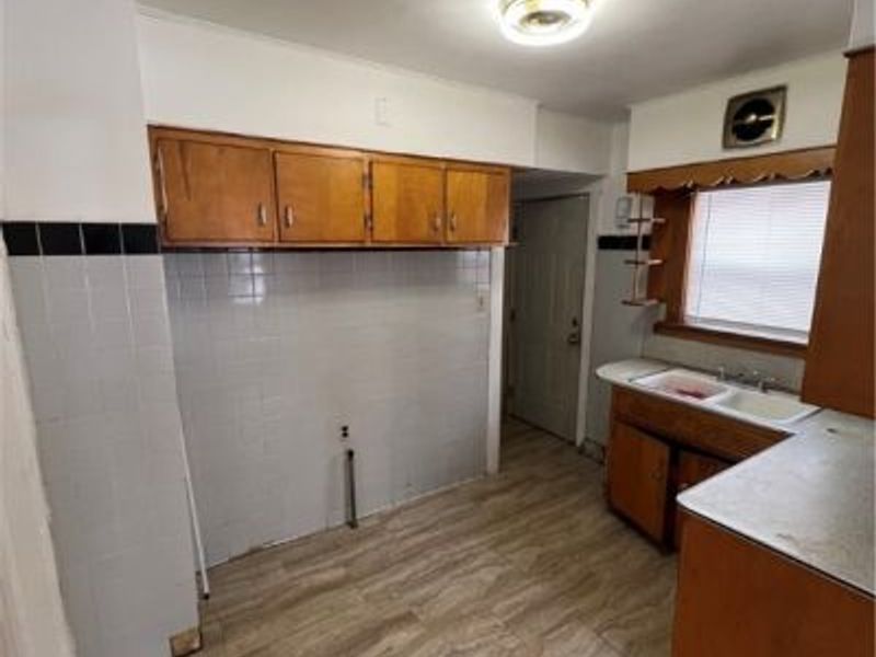 328 Marmion Avenue, Youngstown, OH 44507 Photo 7