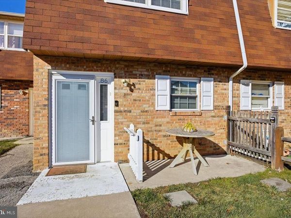 86 LA CASCATA TNHS, CLEMENTON, NJ 08021