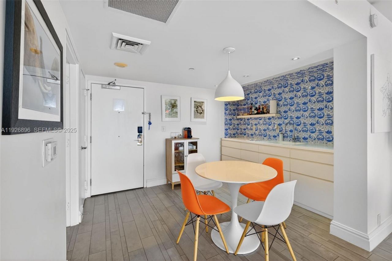 1100 West Ave, Unit 624, Miami Beach, FL 33139 Photo