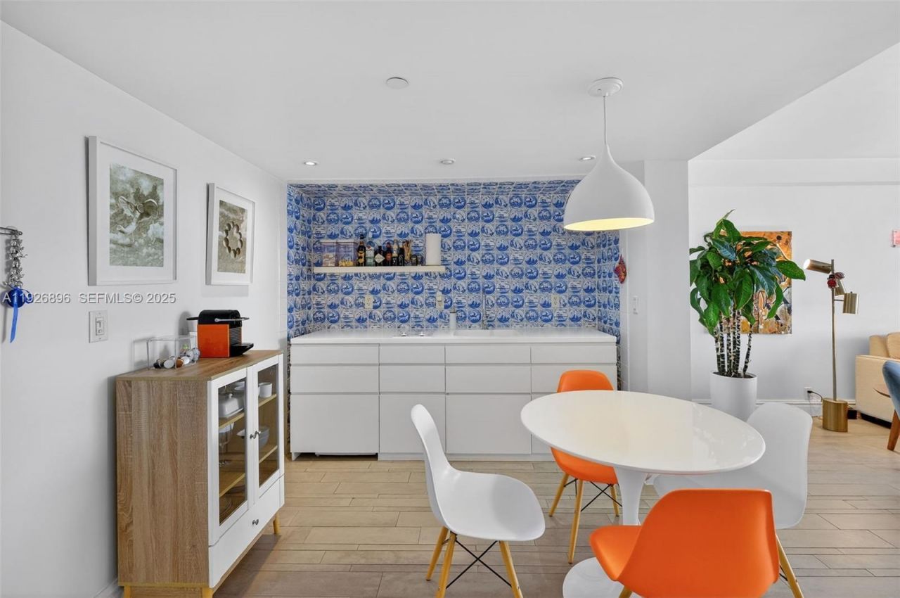 1100 West Ave, Unit 624, Miami Beach, FL 33139 Photo