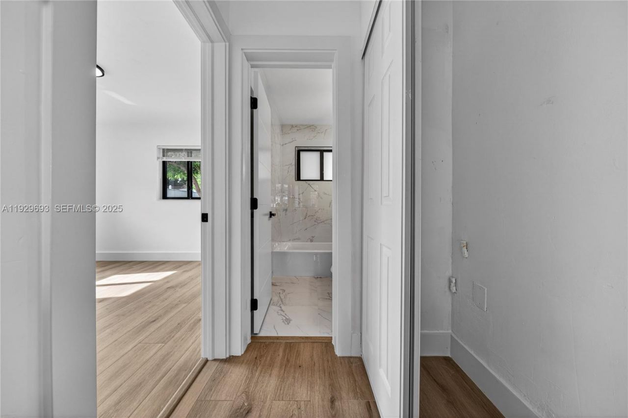 2633 NE 13th Ave, Unit 1, Pompano Beach, FL 33064 Photo