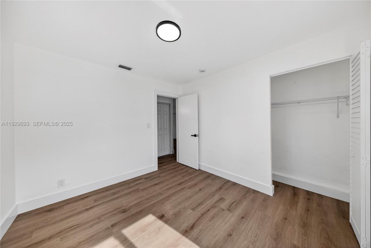 2633 NE 13th Ave, Unit 1, Pompano Beach, FL 33064 Photo