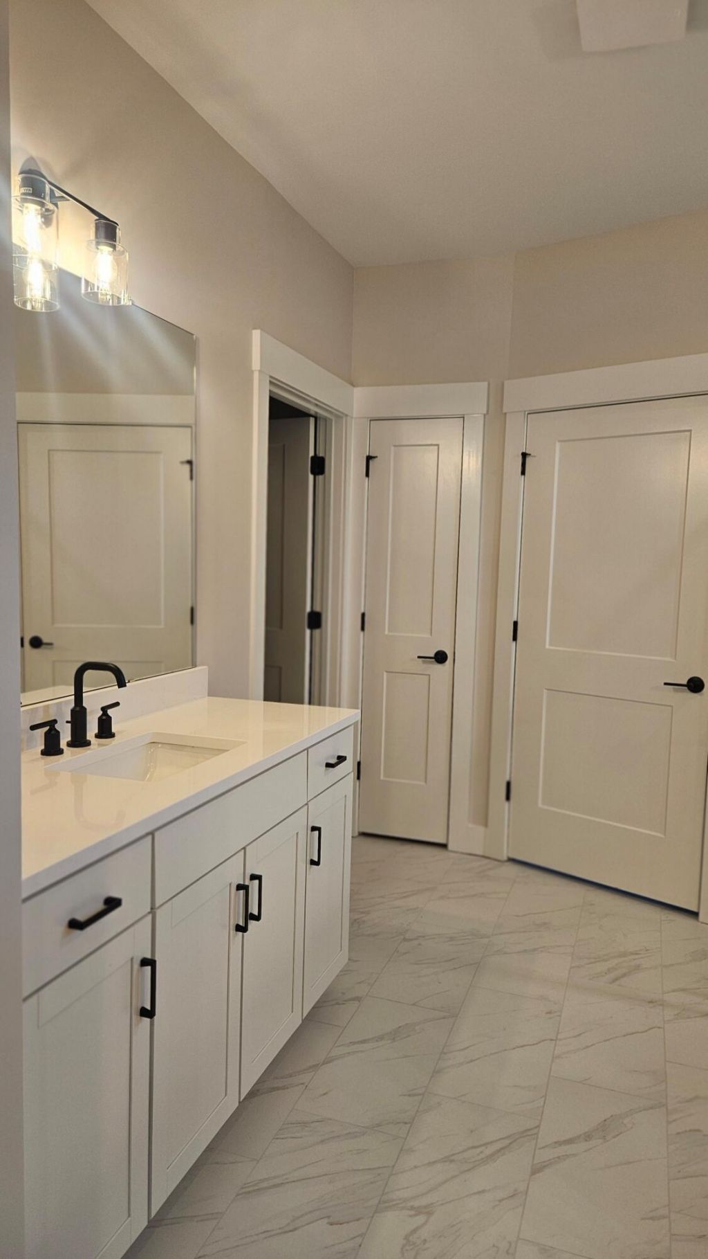 255 Huguenot Trail Photo 18