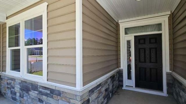 255 Huguenot Trail Photo 3