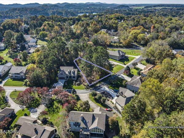 330 Kiyuga Way, Loudon, TN 37774