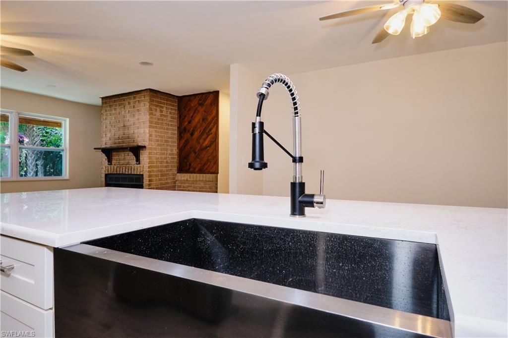 221 18th Ave Nw, Naples, FL 34120 Photo