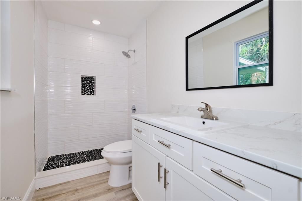 221 18th Ave Nw, Naples, FL 34120 Photo
