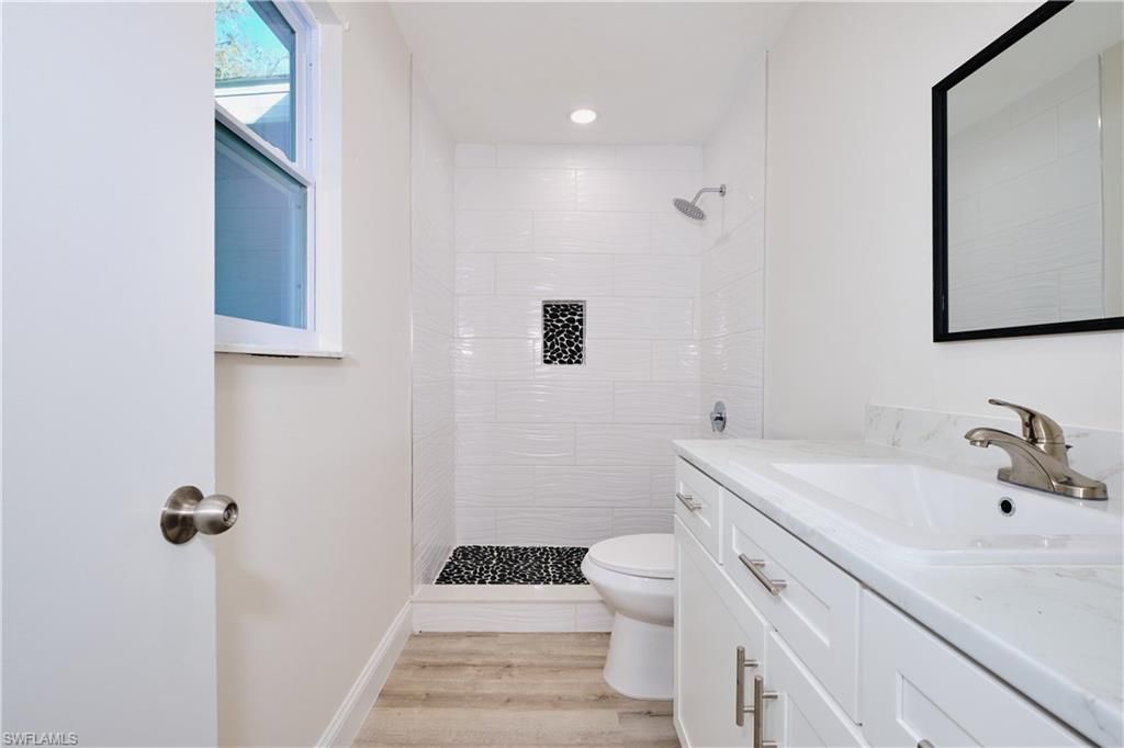 221 18th Ave Nw, Naples, FL 34120 Photo