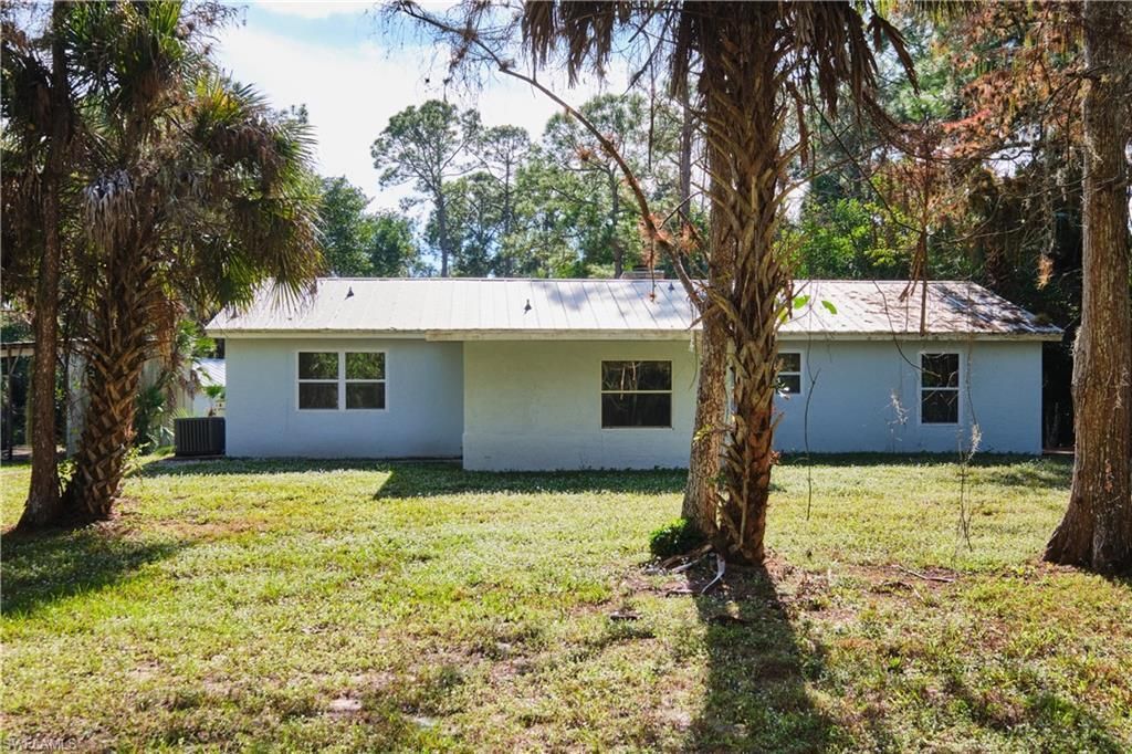 221 18th Ave Nw, Naples, FL 34120 Photo