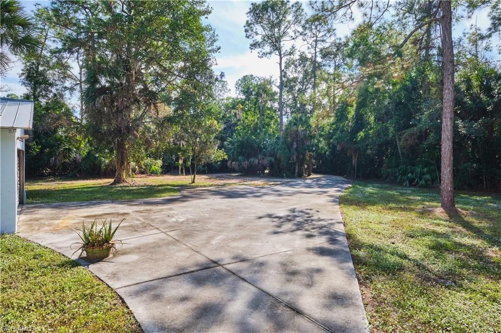 221 18th Ave Nw, Naples, FL 34120 Photo