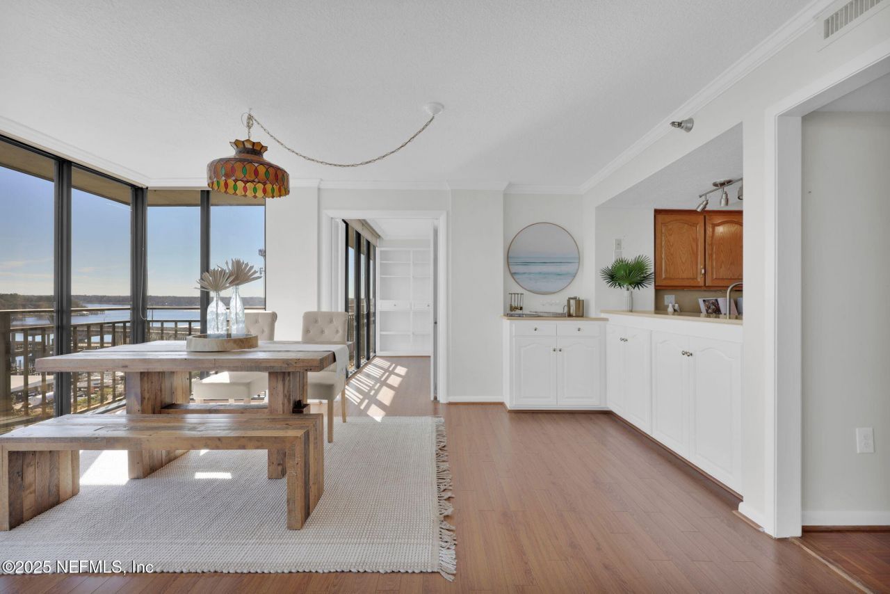 4401 Lakeside Drive, Unit 1204, Jacksonville, FL 32210 Photo