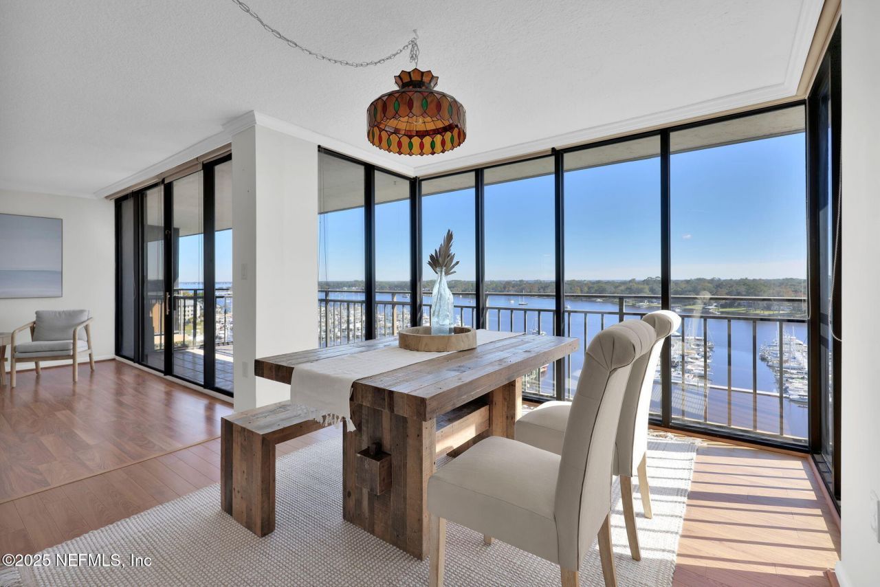 4401 Lakeside Drive, Unit 1204, Jacksonville, FL 32210 Photo