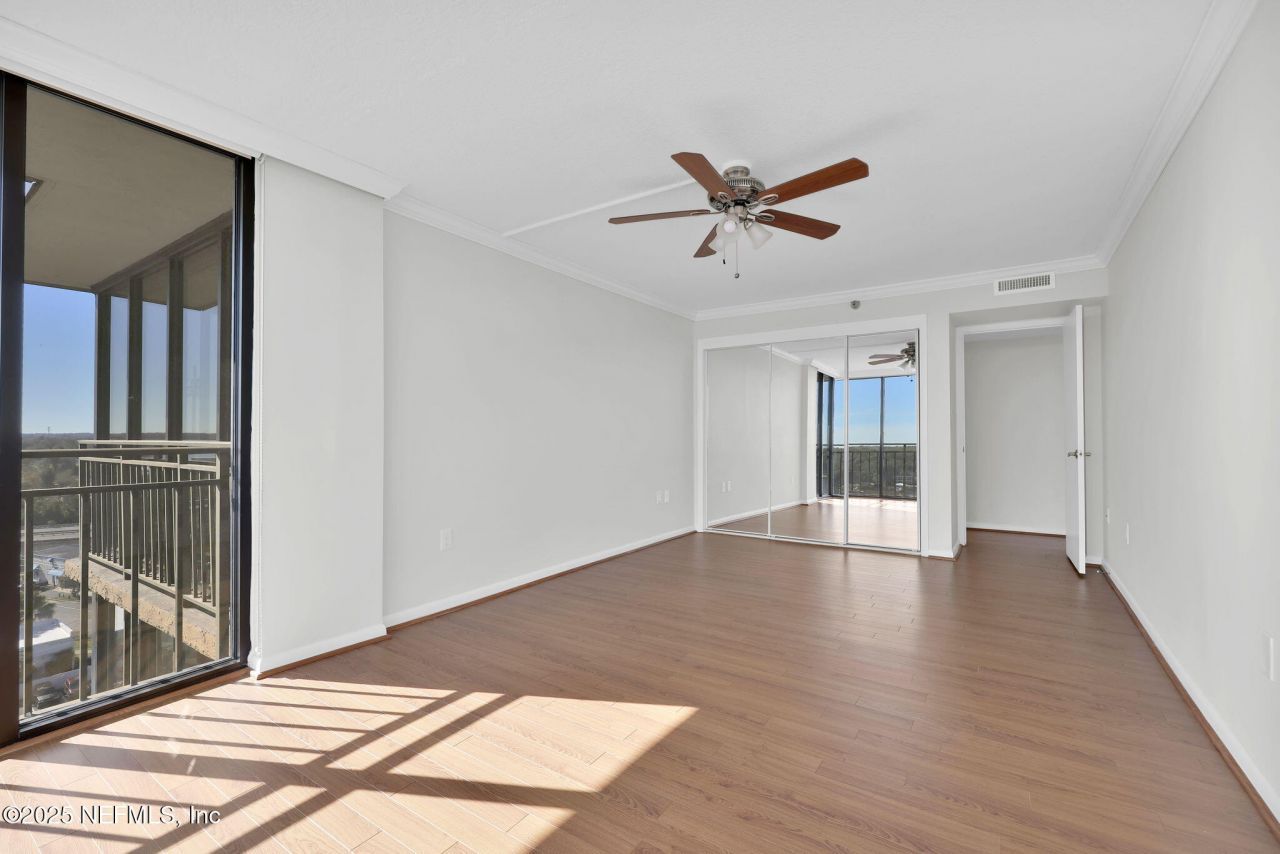 4401 Lakeside Drive, Unit 1204, Jacksonville, FL 32210 Photo