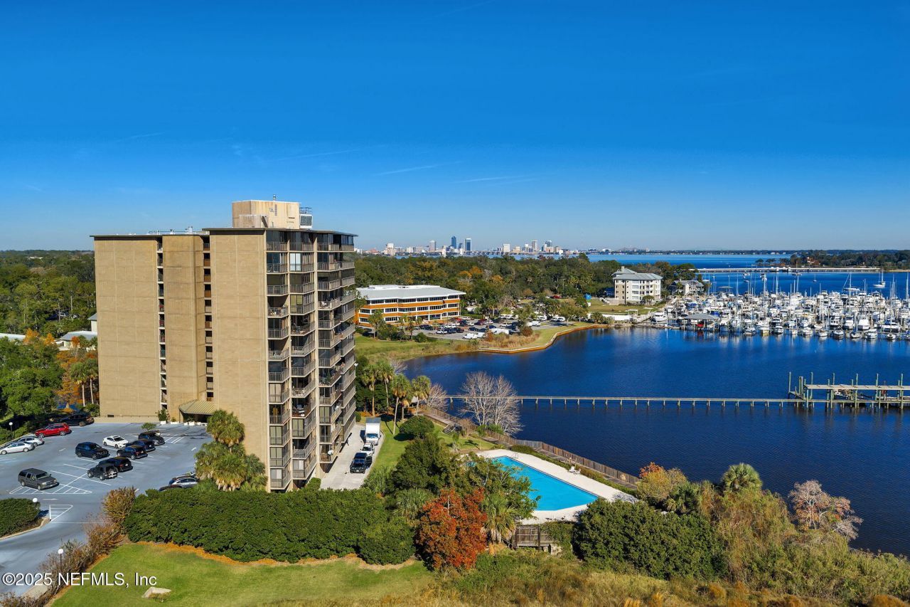 4401 Lakeside Drive, Unit 1204, Jacksonville, FL 32210 Photo