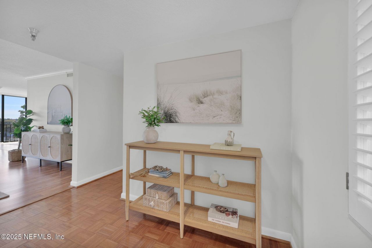 4401 Lakeside Drive, Unit 1204, Jacksonville, FL 32210 Photo