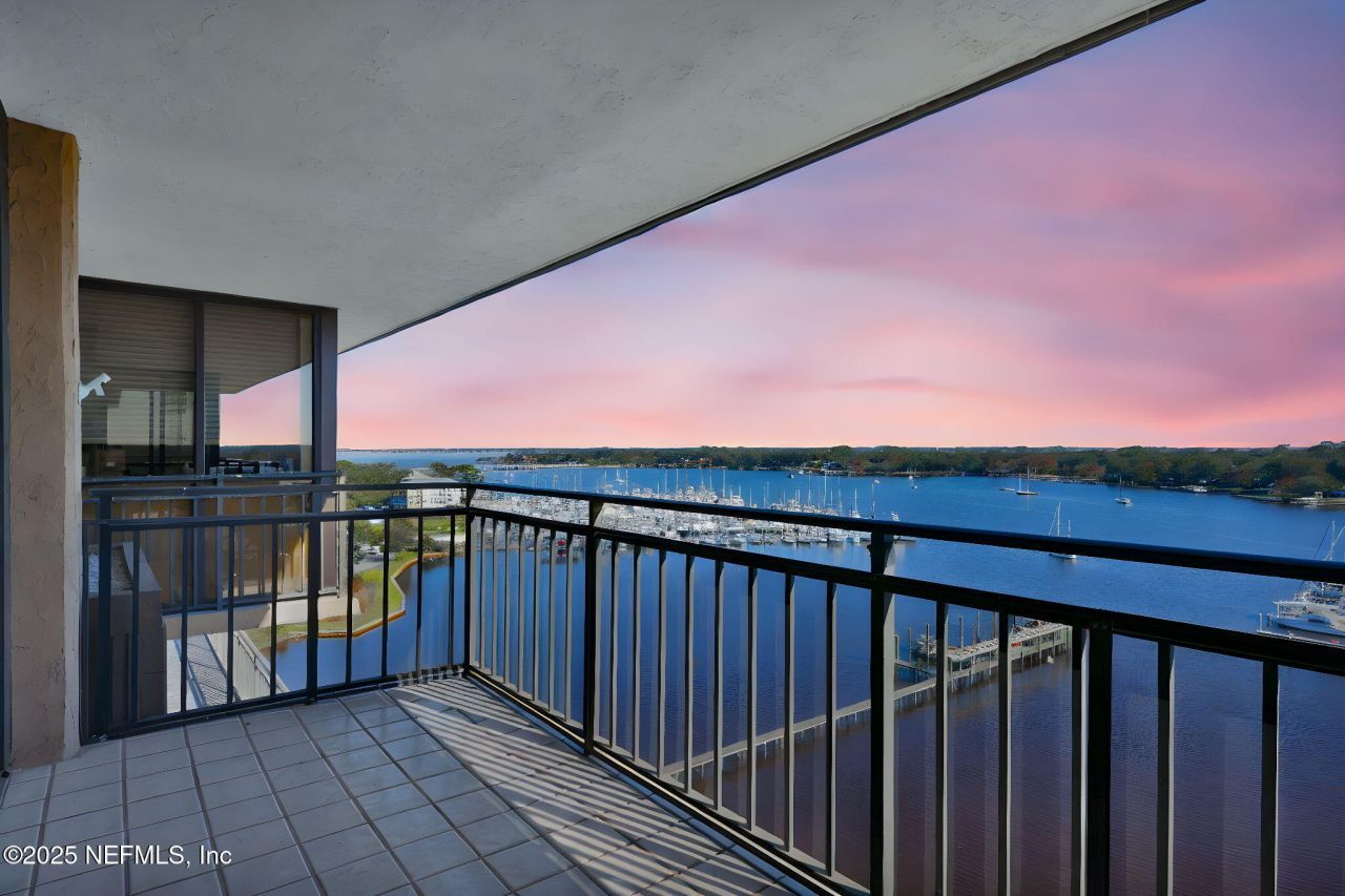 4401 Lakeside Drive, Unit 1204, Jacksonville, FL 32210 Photo