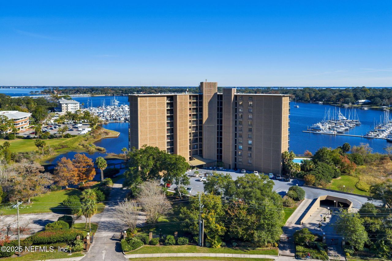 4401 Lakeside Drive, Unit 1204, Jacksonville, FL 32210 Photo