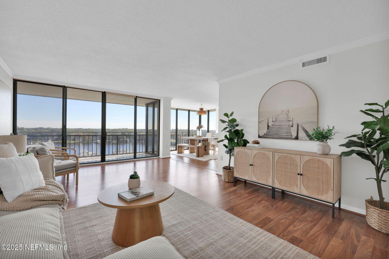 4401 Lakeside Drive, Unit 1204, Jacksonville, FL 32210 Photo