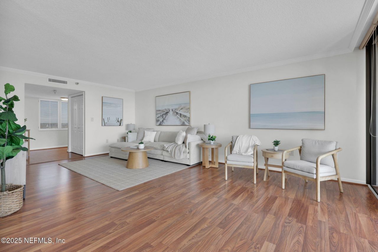 4401 Lakeside Drive, Unit 1204, Jacksonville, FL 32210 Photo