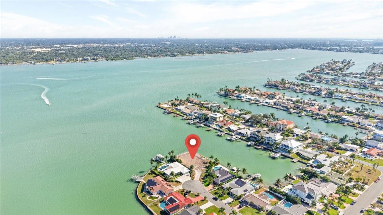 745 126th Avenue, Treasure Island, FL 33706 Photo