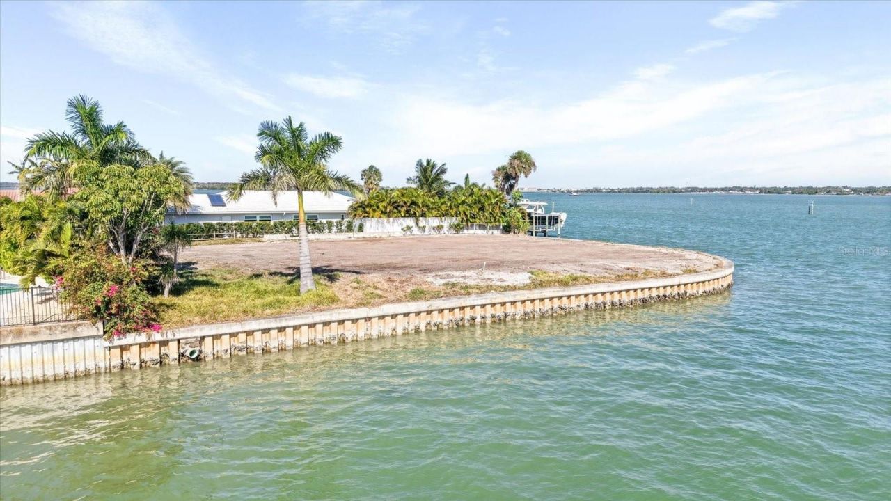 745 126th Avenue, Treasure Island, FL 33706 Photo