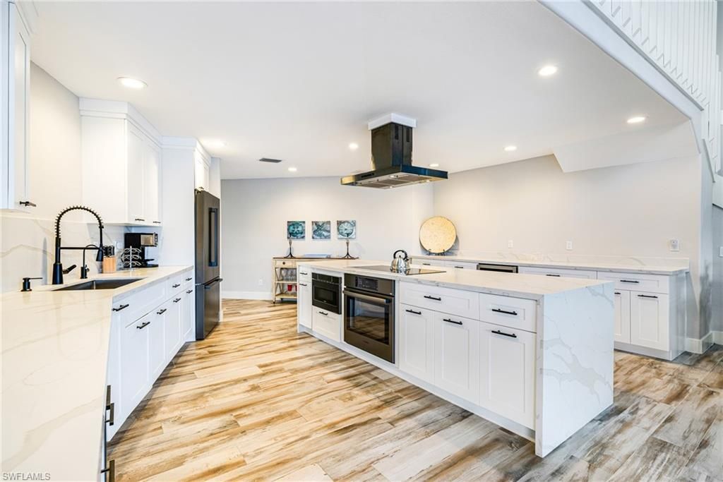 1911 SE 32nd Ter, Cape Coral, FL 33904 Photo