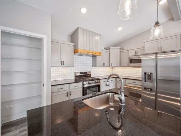 815 Fawn Court, Mitchellville, IA 50169