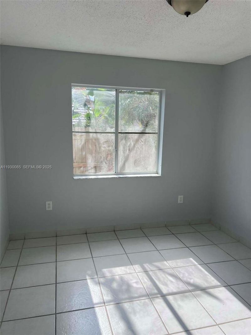 883 SW 142nd Pl, Miami, FL 33184 Photo