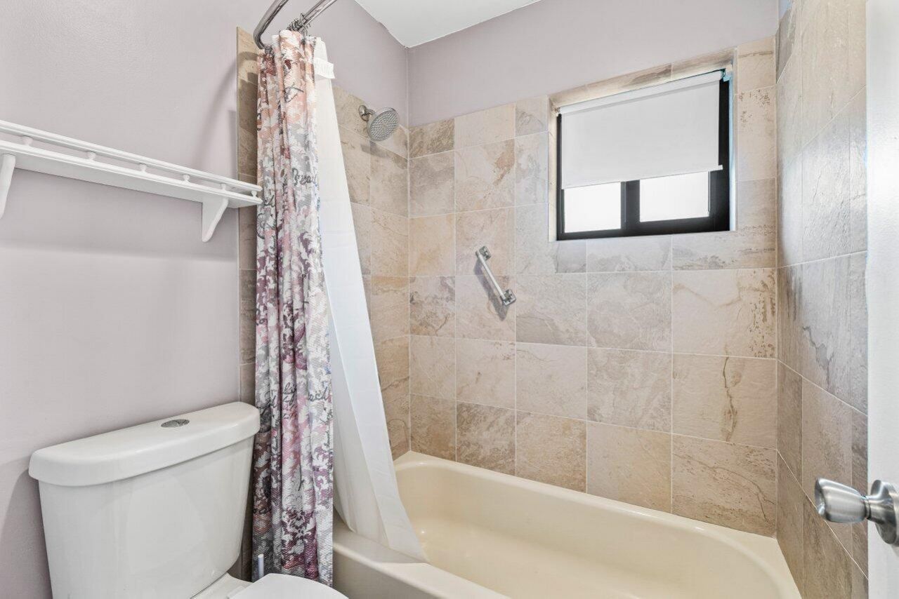 4888 Equestrian Circle, Unit B, Boynton Beach, FL 33436 Photo