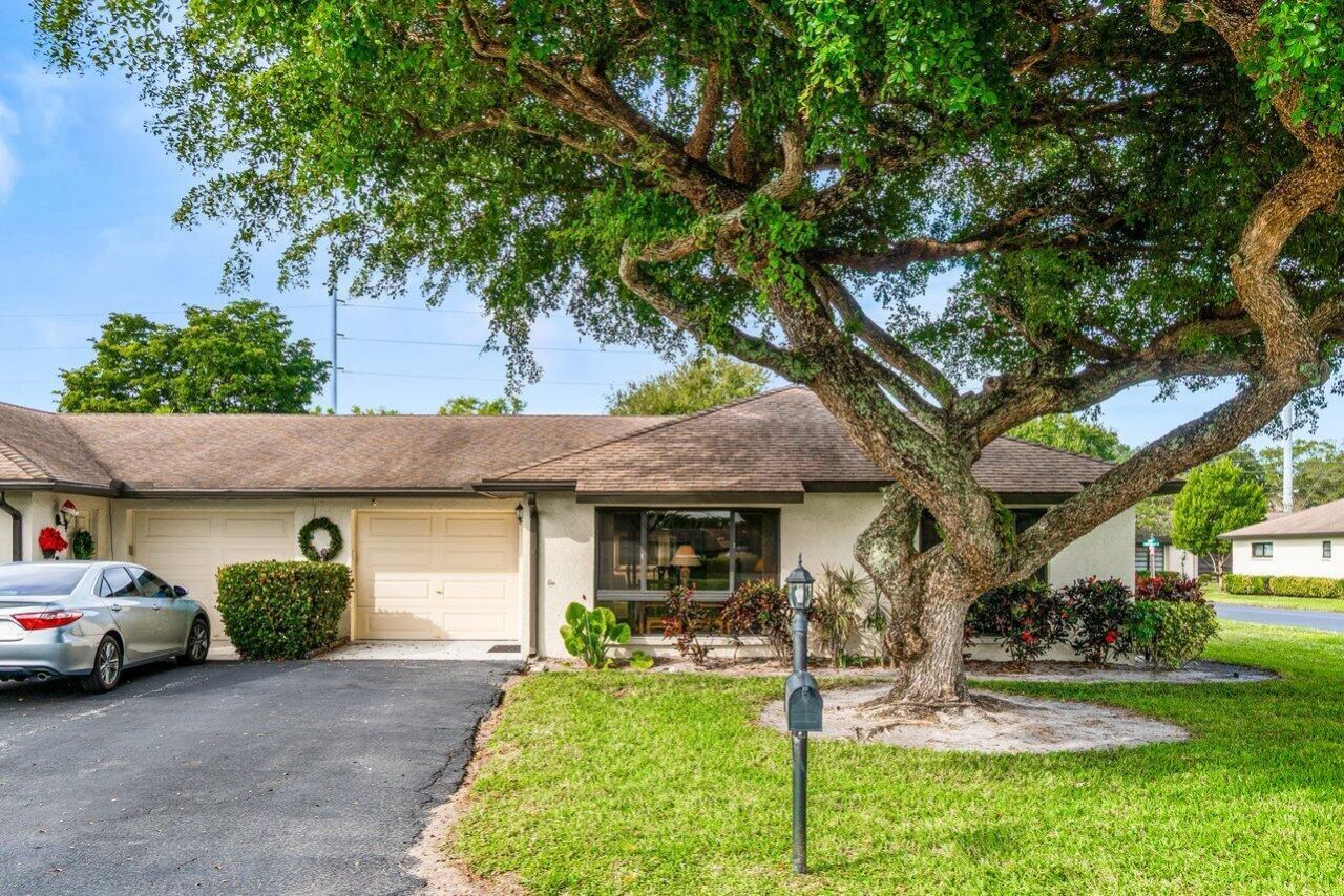 4888 Equestrian Circle, Unit B, Boynton Beach, FL 33436 Photo