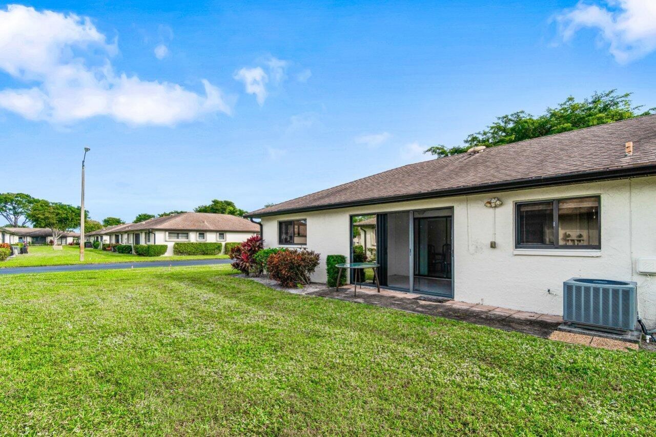 4888 Equestrian Circle, Unit B, Boynton Beach, FL 33436 Photo