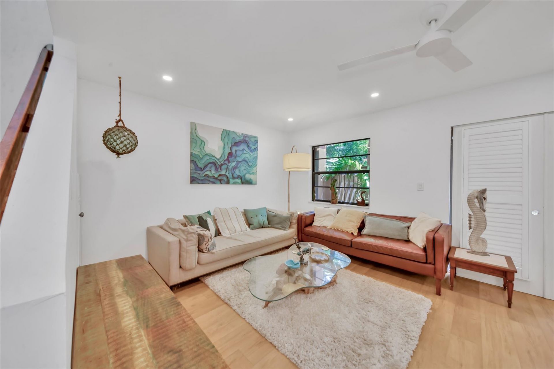 200 NE 17th Court, Unit 805, Fort Lauderdale, FL 33305 Photo